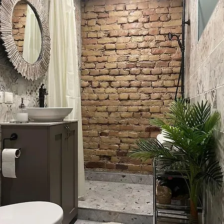 Elegant & 1br W Free Parking & Coffee Machine *